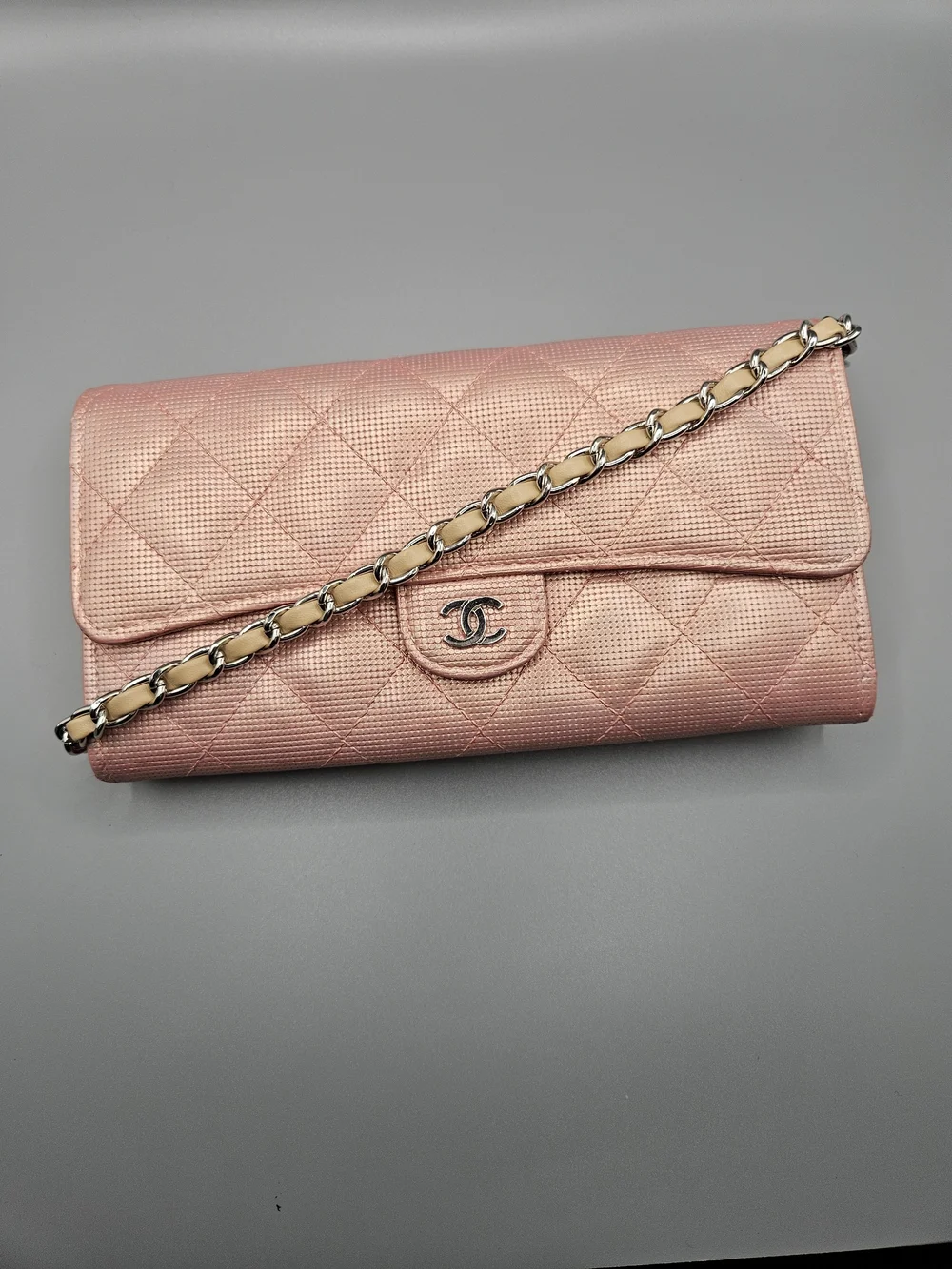 🩷CHANEL Authentic Metallic Calfskin Quilted Pixel Effect Large Flap Wallet🩷